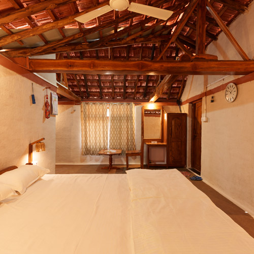 Vedika Hills View Homestay, Sabarvani 